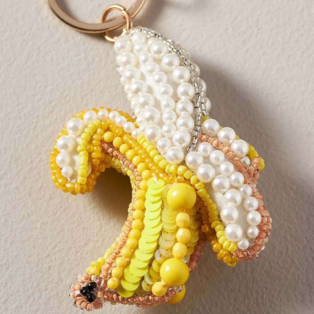 🌼 NWT Anthropologie banana beaded bag charm